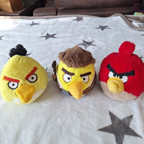 Angry Birds Lot Of‎ 3 Red, Yellow, Star Wars 4" Plush 2010 Plush Toy No Sound - Picture 1 of 10